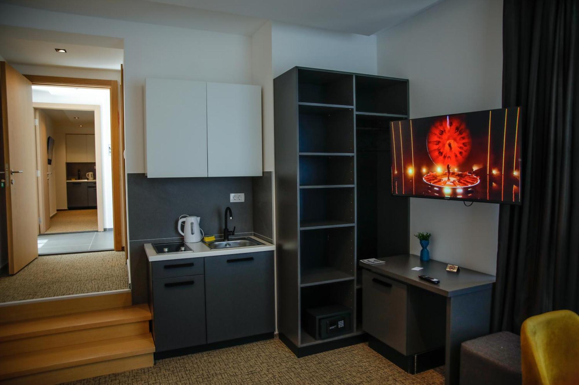 Studio Apartments Visit Point SJJ Exteriér fotografie